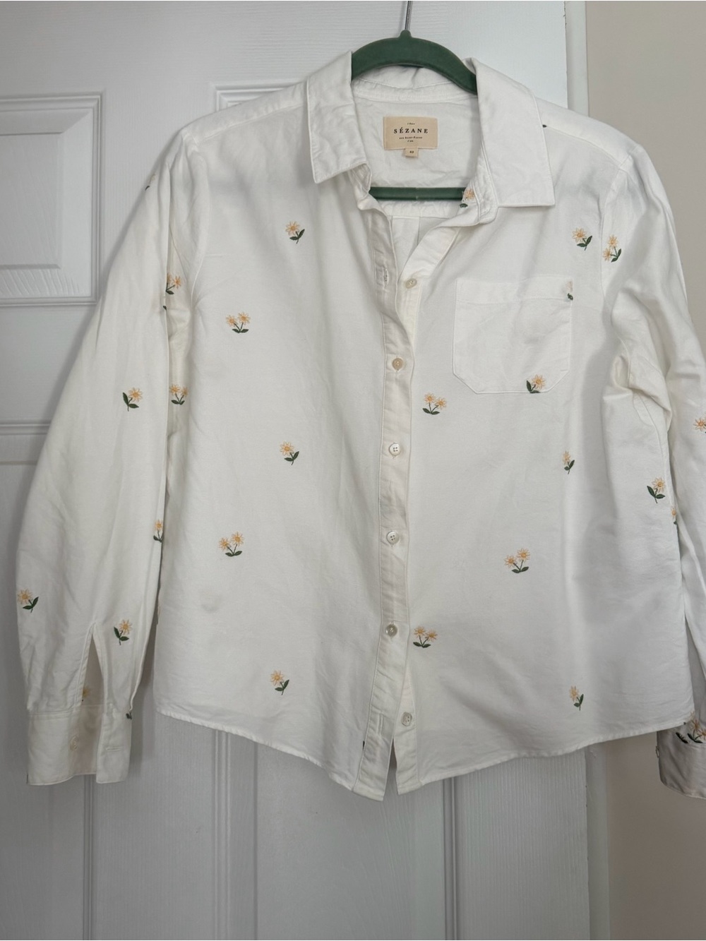 Daisy Embroidered Tomboy Shirt